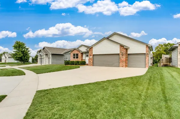 8705 W Conrey St, Wichita, KS 67205