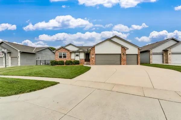8705 W Conrey St, Wichita, KS 67205