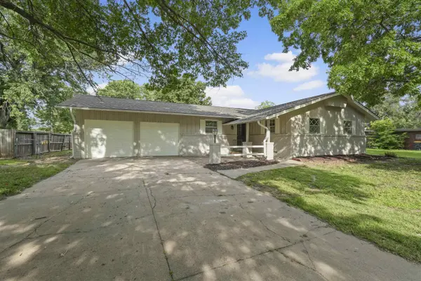 3916 N Clarence, Wichita, KS 67204