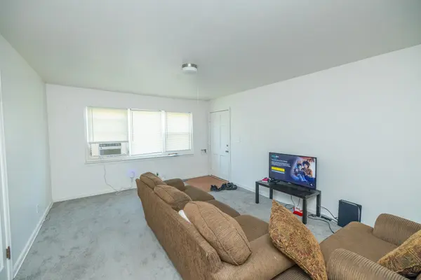 732 S Hunter, Wichita, KS 67207