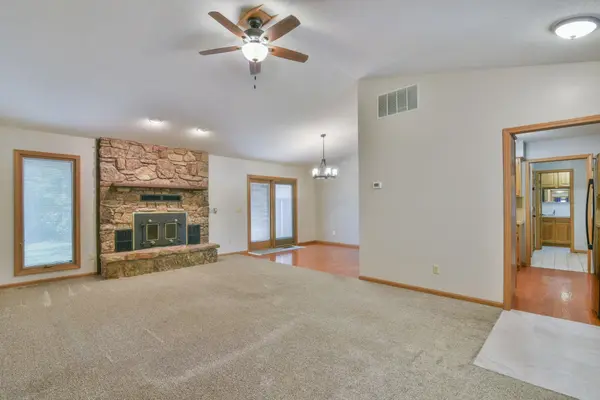 7 N Hopper Ct, Goddard, KS 67052