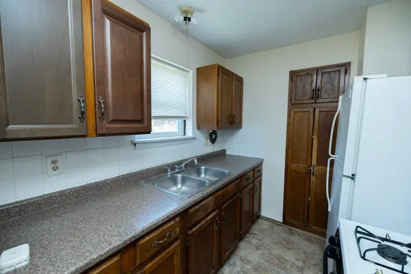 6405 E Cottonwood, Wichita, KS 67207