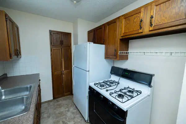 6405 E Cottonwood, Wichita, KS 67207