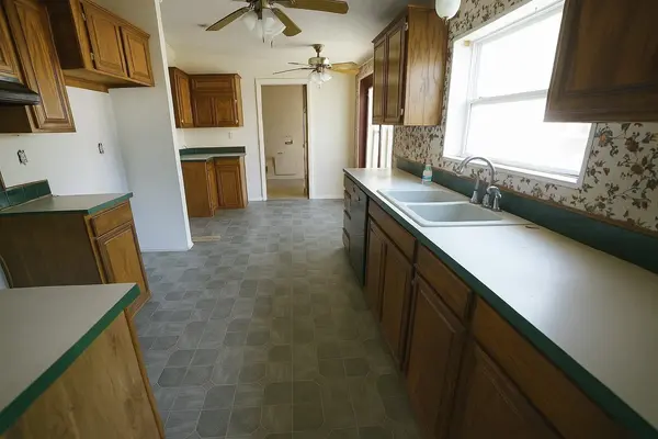 5205 S Lulu St, Wichita, KS 67216