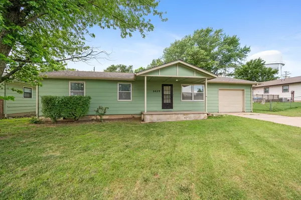 1425 Spencer Dr, Augusta, KS 67010