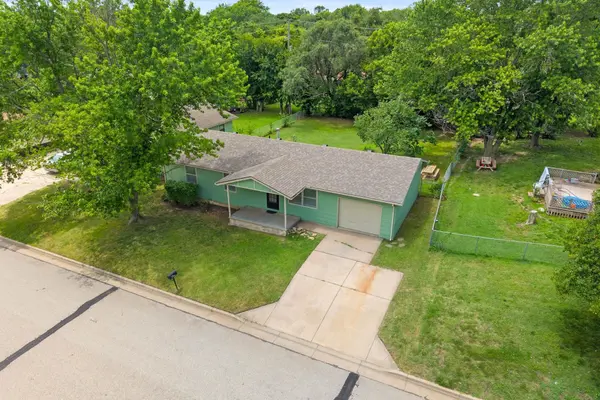 1425 Spencer Dr, Augusta, KS 67010