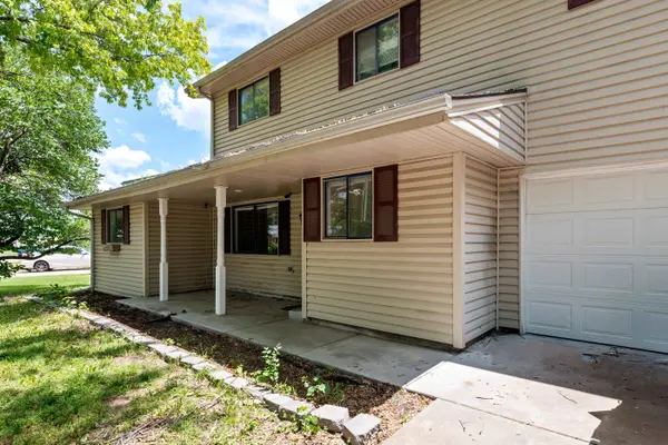 519 Renee Dr, Andover, KS 67002