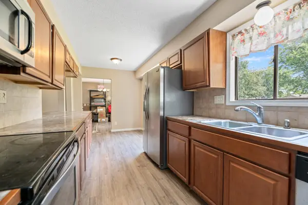 519 Renee Dr, Andover, KS 67002