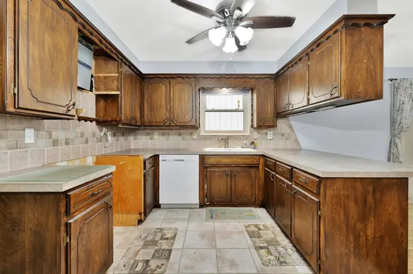 718 S Atherton St, Maize, KS 67101