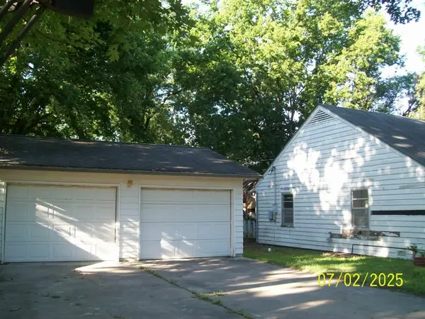 900 Adams St, Fredonia, KS 66736