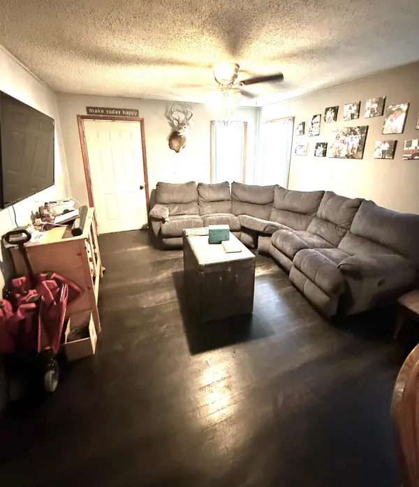 419 W Second Ave, Medicine Lodge, KS 67104