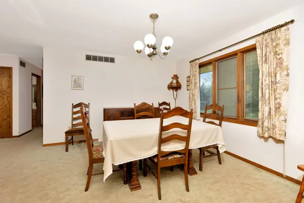 1199 N Conway Springs Rd, Conway Springs, KS 67031