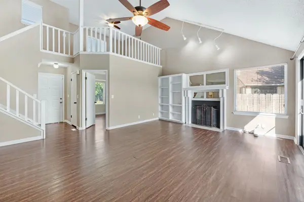 6740 E Pepperwood St, Wichita, KS 67226