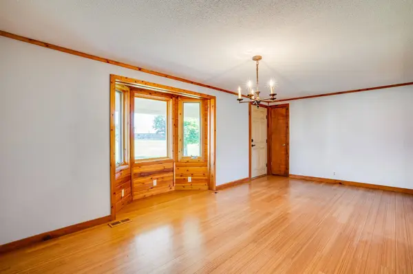 1629 E 119th St S, Mulvane, KS 67110