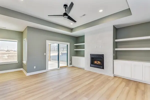 1430 N Emerald Valley Drive, Mulvane, KS 67110