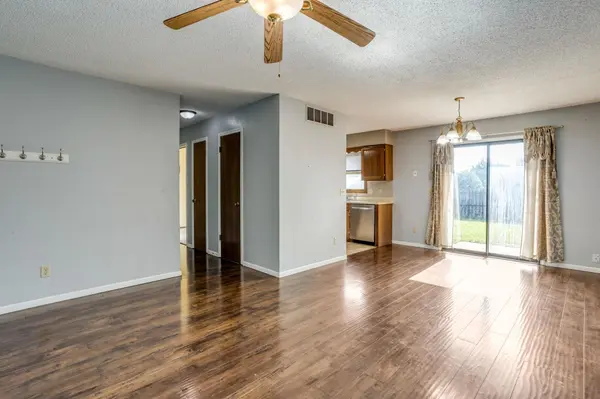 1826 S Stacey St, Wichita, KS 67207
