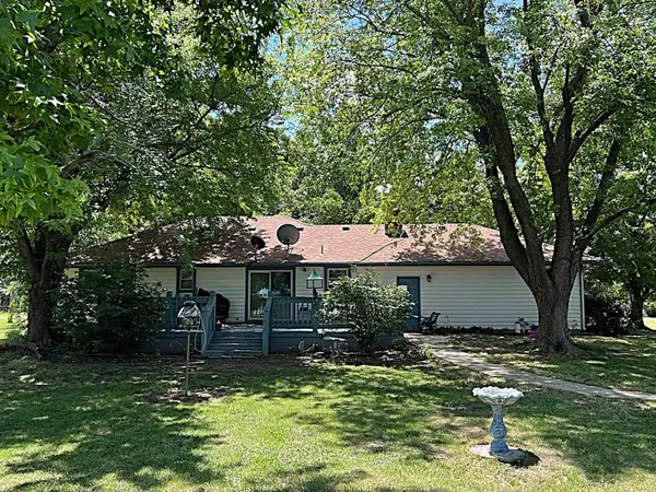500 W Ness, Valley Center, KS 67147