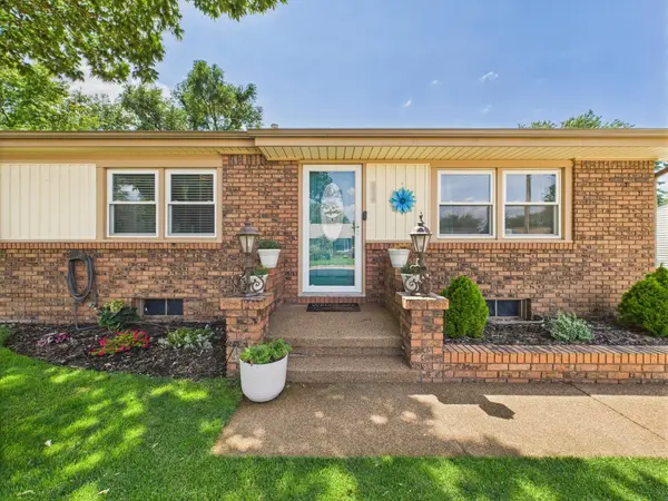 219 N McComas St, Wichita, KS 67203