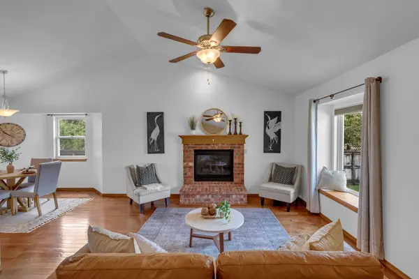 2236 N Duckcreek Ln, Derby, KS 67037