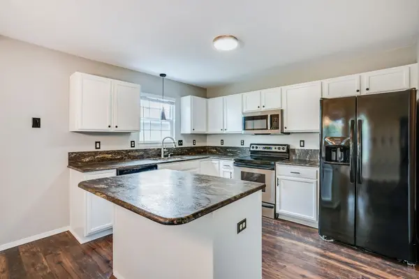 15216 E Sharon St, Wichita, KS 67230