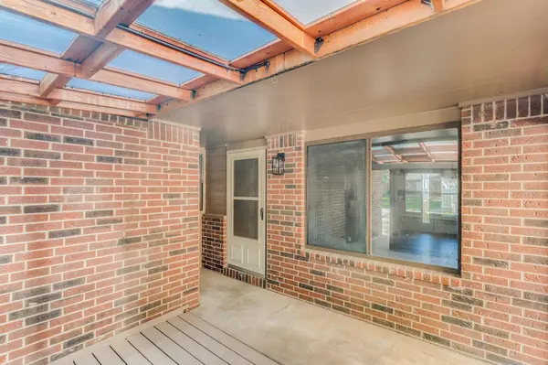 6515 W Oneil St, Wichita, KS 67212