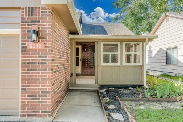 6515 W Oneil St, Wichita, KS 67212