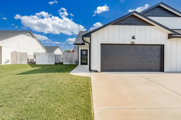 3512 W Angel St, Wichita, KS 67217-7024