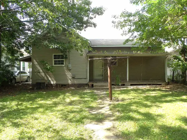 2420 Crawford Ave, Parsons, KS 67357
