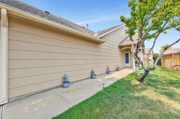 3127 N Westwind Bay St, Wichita, KS 67205