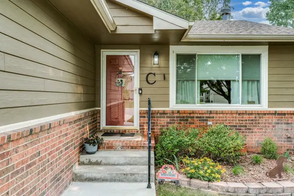 2726 N Parkridge Ct., Wichita, KS 67205-2088