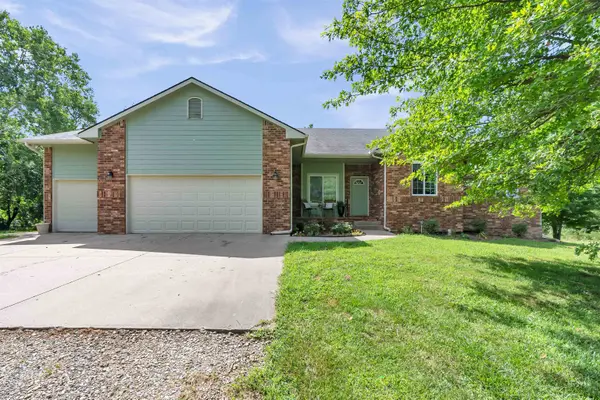 3838 S 154th St E, Wichita, KS 67232