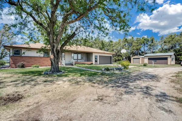 1165 State Road 14, Lyons, KS 67554