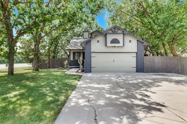 501 N Sagebrush St, Wichita, KS 67230