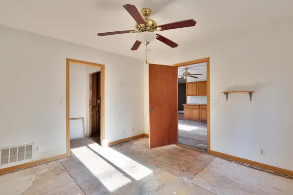 409 S Walnut St, Douglass, KS 67039