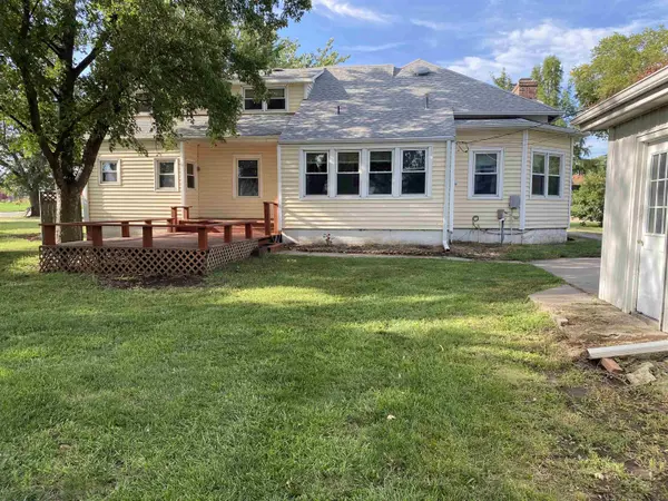 102 E Bartlett, Clifton, KS 66937