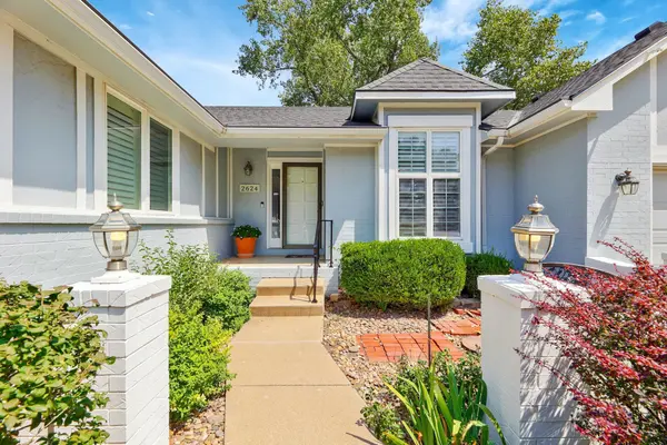 2624 N Cranberry St, Wichita, KS 67226