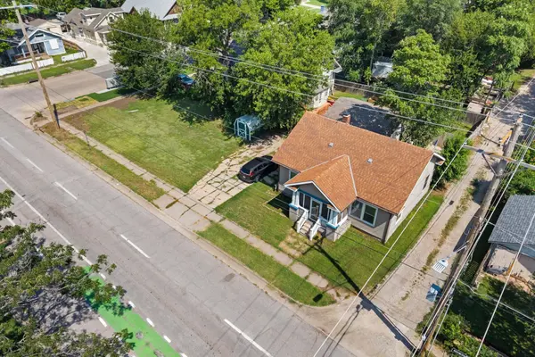 2318 E 1st St N, Wichita, KS 67214