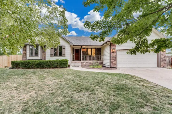 2043 N Ruger Cir, Andover, KS 67002