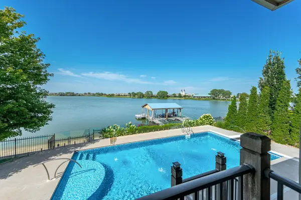 3426 N Beach Club Cir, Wichita, KS 67205