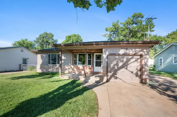 323 S Hungerford Ave, Haysville, KS 67060