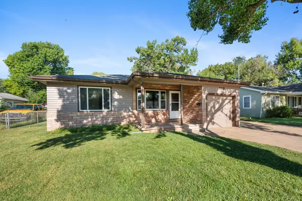 323 S Hungerford Ave, Haysville, KS 67060