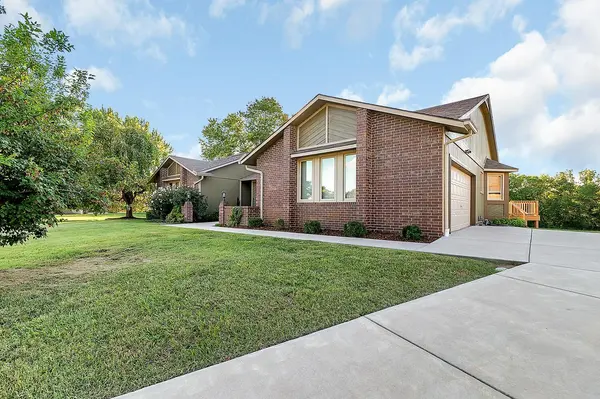 14200 E Boston St, Wichita, KS 67230