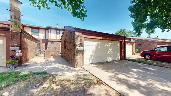 8930 W Suncrest #602, Wichita, KS 67212