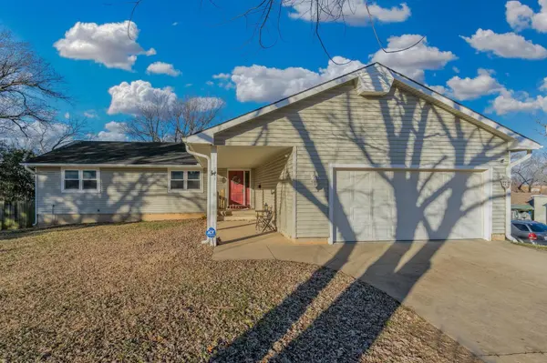 1211 Bobbie St, Augusta, KS 67010