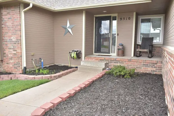 9510 E Stafford, Wichita, KS 67207