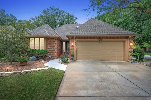 2230 N Penstemon Ct, Wichita, KS 67226