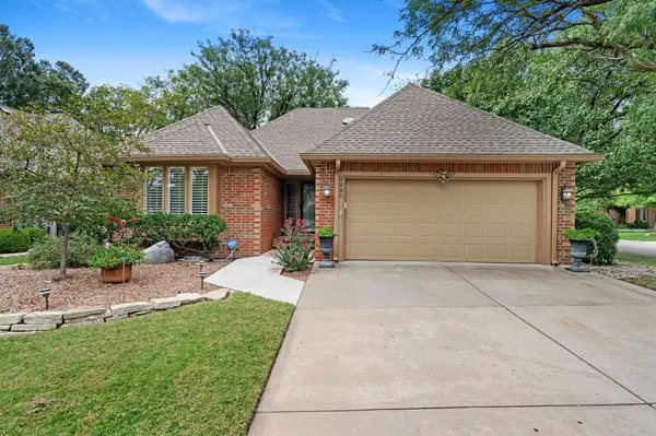 2230 N Penstemon Ct, Wichita, KS 67226