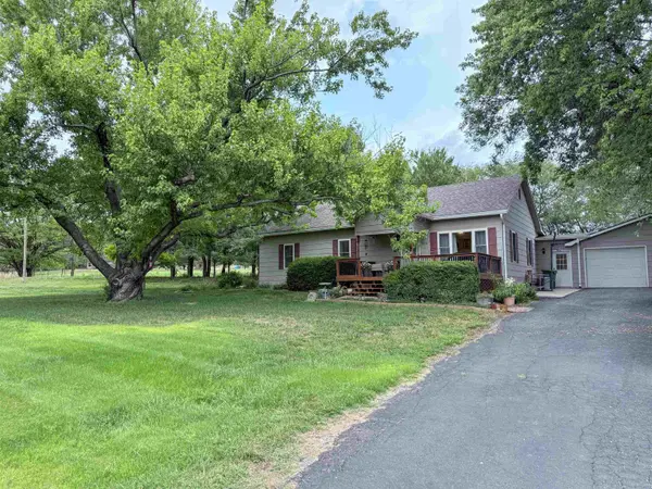 5626 Elbow Bluff Dr., Manhattan, KS 66502