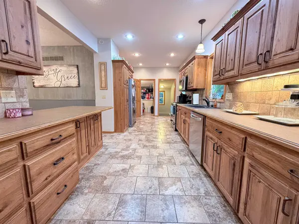 5626 Elbow Bluff Dr., Manhattan, KS 66502
