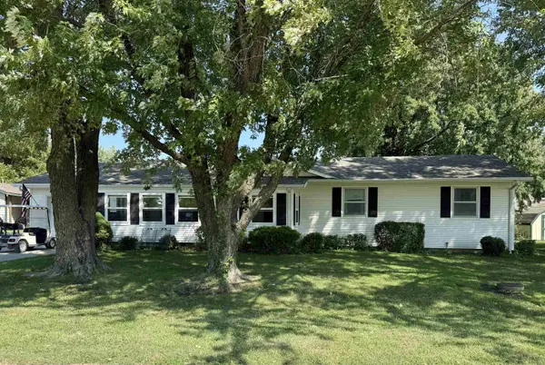 2130 Strassburg, Marion, KS 66861